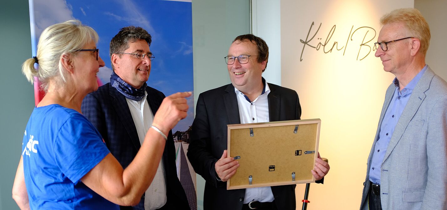 FFA_Auszeichnung_MUNV_29.06. Urkundenübergabe FFA MUNV